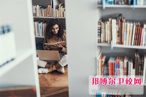 2023遼寧排名前三的公辦助產(chǎn)護理學校名單