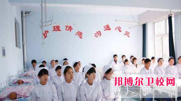 陜西2024年女生學(xué)什么護(hù)理學(xué)校好